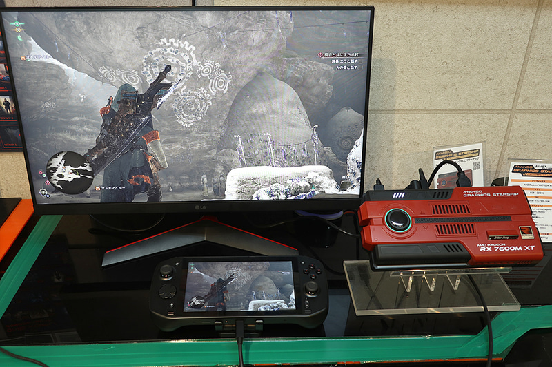 AYANEOのeGPUと組み合わせたところ