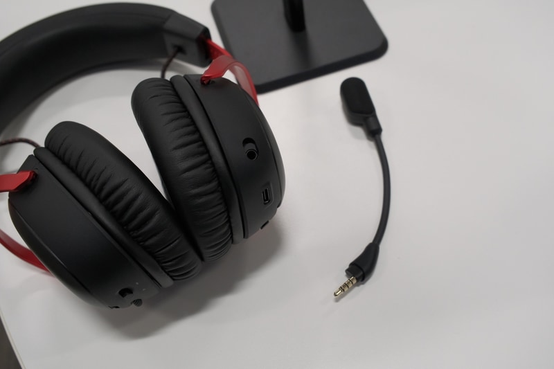 ブームマイクは着脱が可能