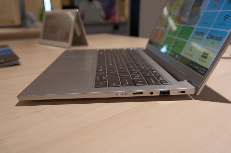 写真はRyzenモデル