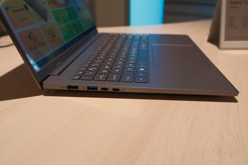 写真はRyzenモデル