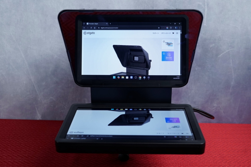 普段は9型の外部モニターとしても使える