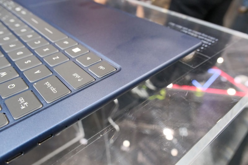 全体的に丸みを帯びたデザインが用いられている