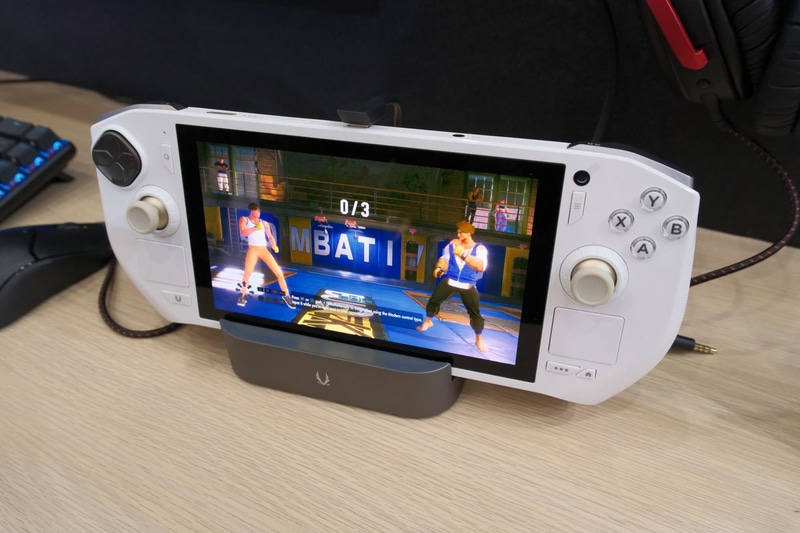 ZONE GAMING HANDHELD(PROTOTYPE)