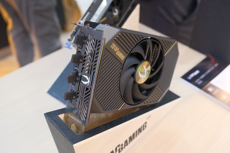 ZOTAC GAMING GeForce RTX 5060 SOLO