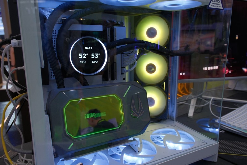 ZOTAC GAMING GeForce RTX 5090 ARCTICSTORM AIO