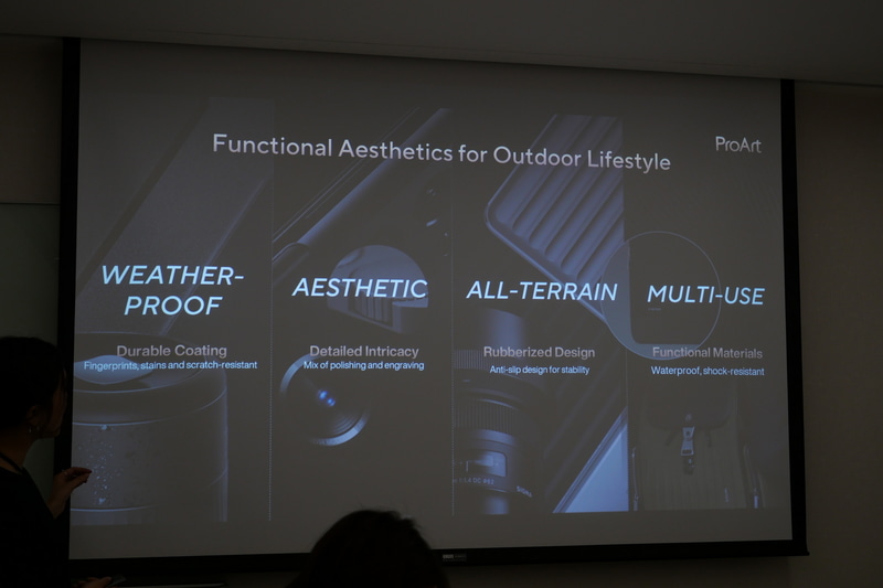 屋外で活動するクリエイターのニーズに対応したデザインを採用