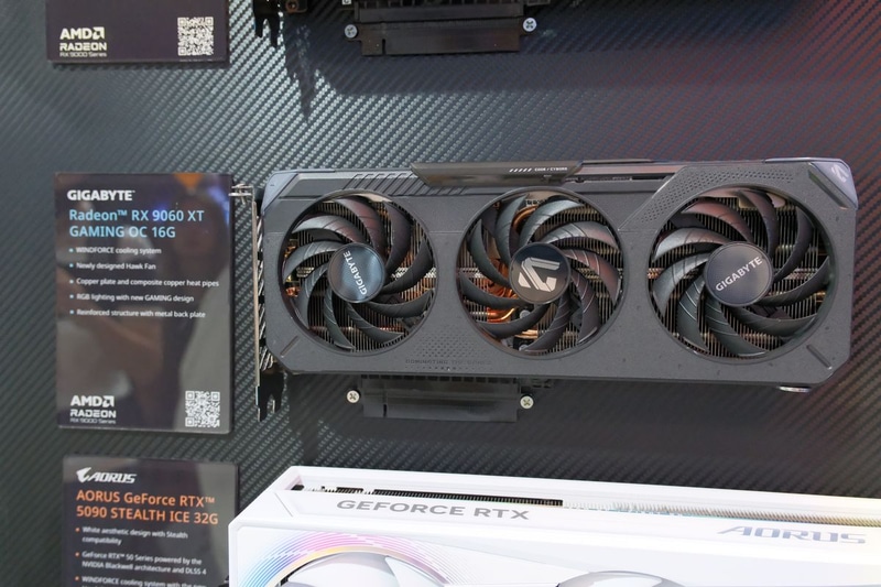 Radeon RX 9060 XT GAMING OC 16G