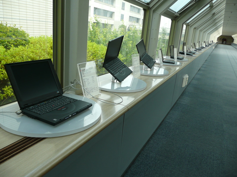 ThinkPadの開発拠点であった日本IBM時代の大和研究所(神奈川県大和市)に置かれていた歴代ThinkPad