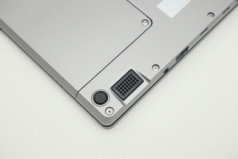 ボックス型のスピーカー