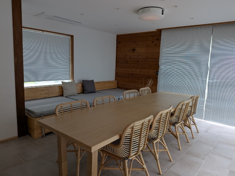 ダイニングには大型のテーブル