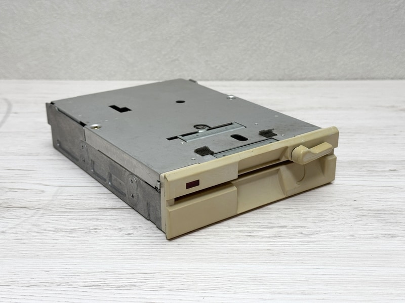 【写真7】TEAC FD-55BR-320