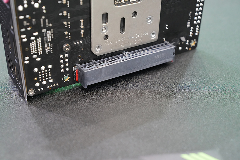 スロット部を拡大