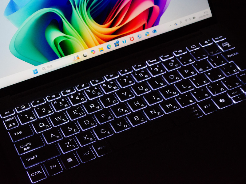 キーボードバックライトはオフ+2段階