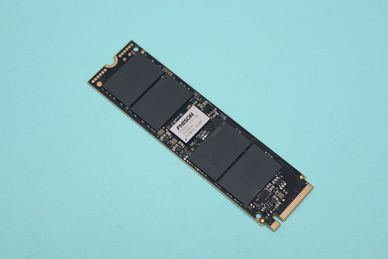 Crucial P3 PlusはPhisonのPS5021-E21コントローラをベースとしたDRAMキャッシュレスのSSDだ