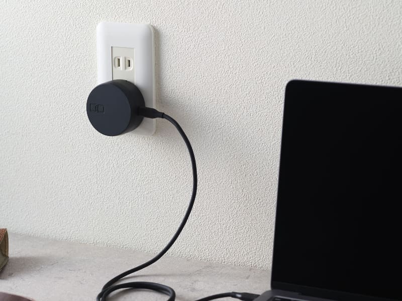 USB Type-Cケーブルによる充電では最大30W出力が可能