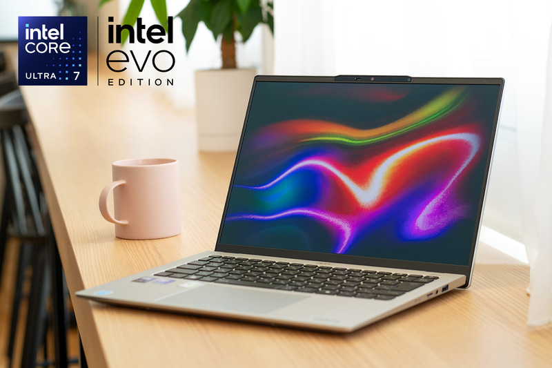 Acer「<a href="https://www.acer.com/jp-ja/laptops/swift/swift-go" class="n" target="_blank">Swift Go 14</a>」(型番: SFG14-74P-N76Y)。直販価格は19万9,800円