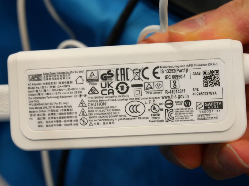 ACアダプタの電力は39.9W