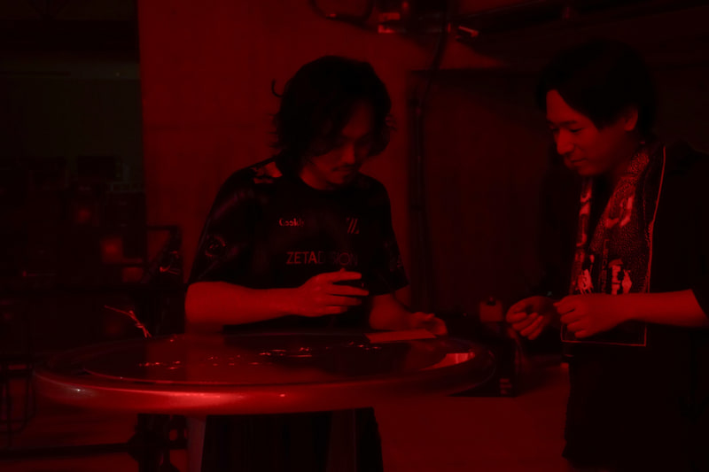 ファンサービスを行なう翔氏