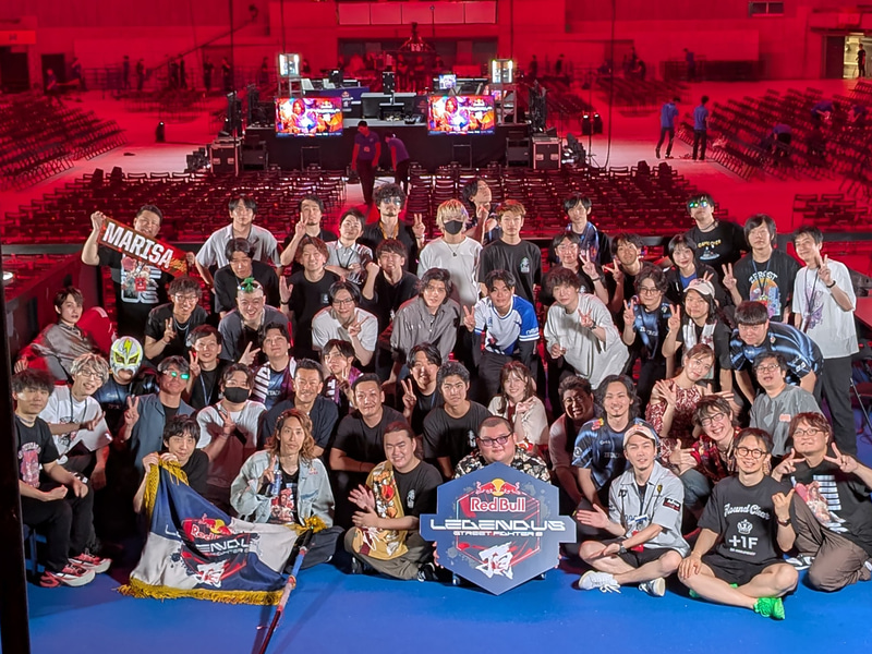 参加したストリーマーと選手たち