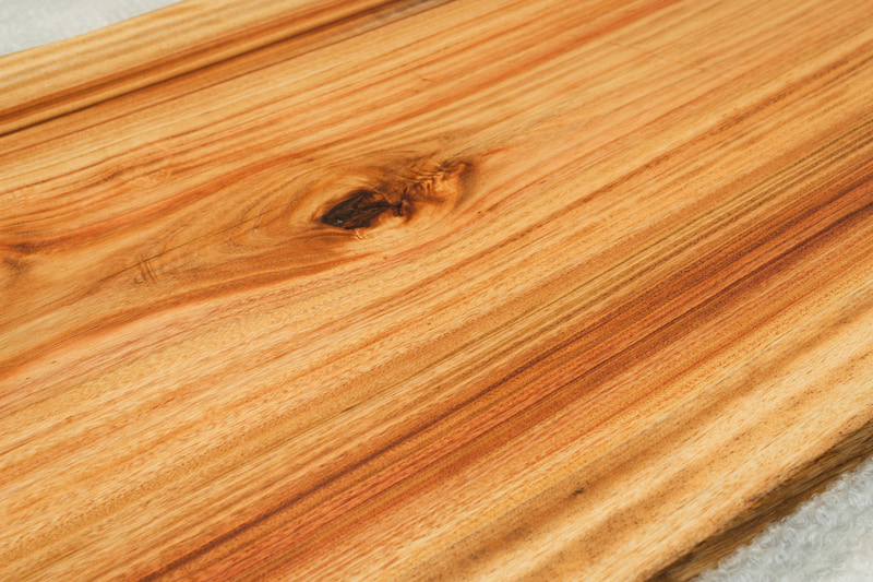 乾拭きして三度塗り