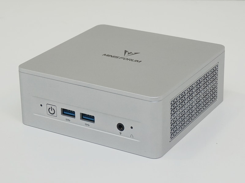 MINISFORUM「UM750L Slim」。実売価格: 5万2,800円前後
