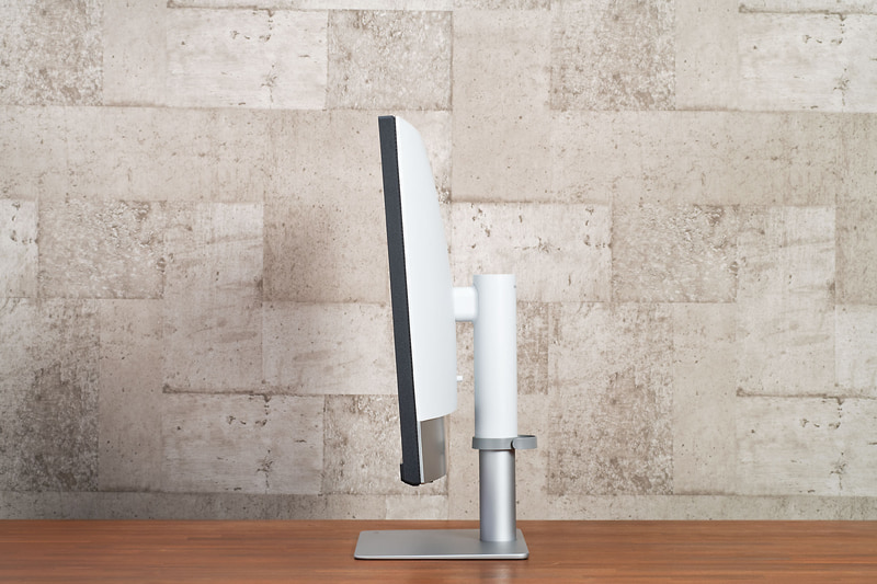 チルトは上20度/下5度