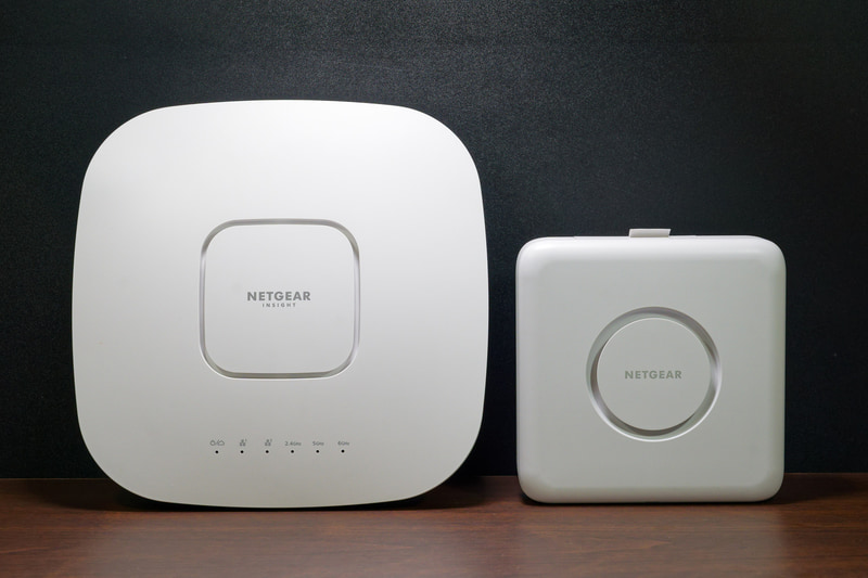 左が1世代前のWAX630E。WBE750は高性能化しながら筐体の大幅な小型化を実現した