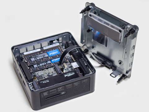 西川和久の不定期コラム】Core Ultra 9 285H搭載で容積わずか0.46Lミニ