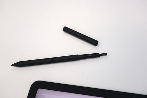 ワコム、サッとすぐ描けるAndroid搭載お絵描きタブレット「MovinkPad