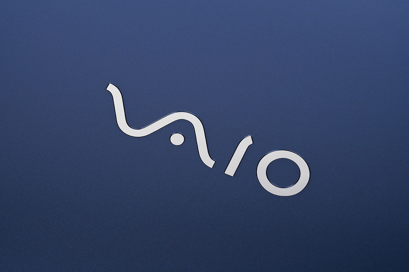 IMR(インモールド転写)という手法で着色した天板