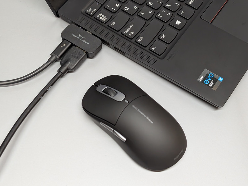 マウスを利用しつつ、USB Type-Cポートを使っての給電やデータ転送、さらにはHDMIへの映像出力が行なえる