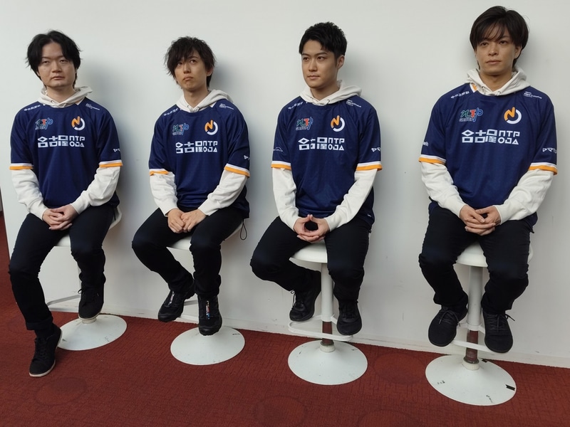 インタビュー中の様子