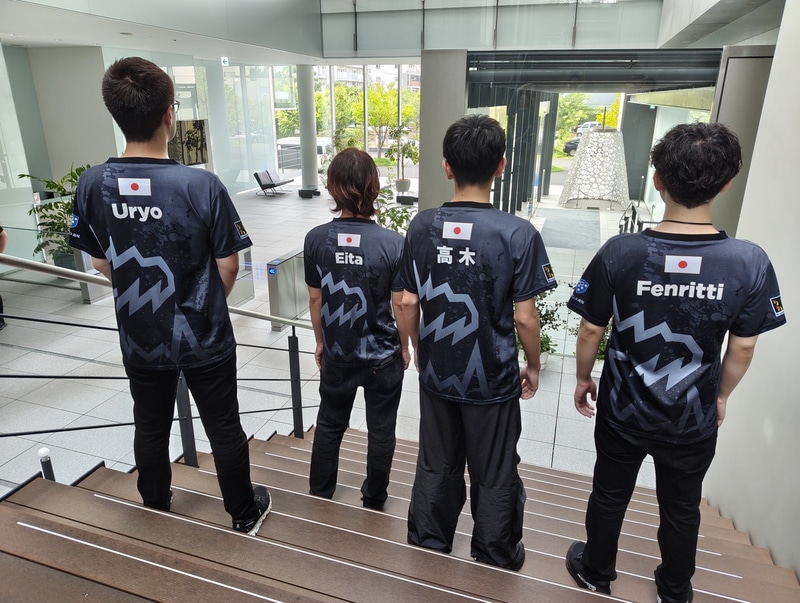 CAG OSAKAのユニフォームの背中にはそれぞれアルファベットで名前がプリントされているが、高木だけは漢字のまま。これについては高木自身がリクエストしてこの形にしてもらったとのこと