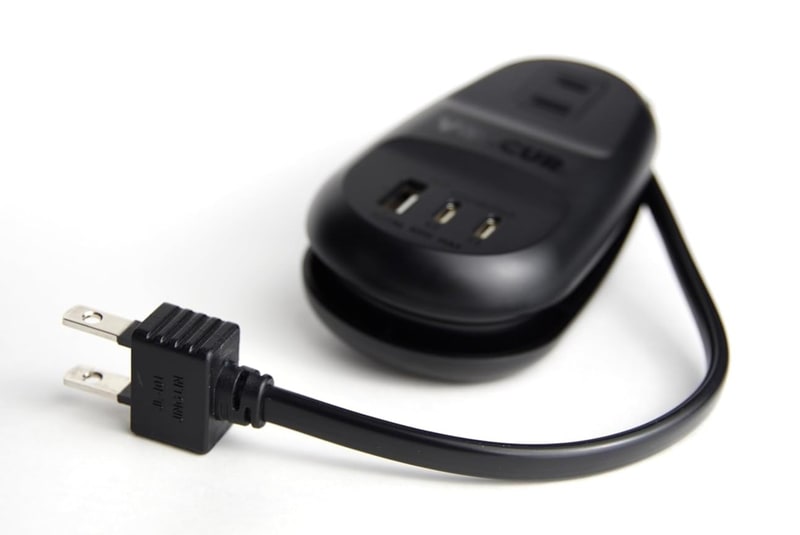 短いぶんケーブルの取り出し、収納がお手軽だ