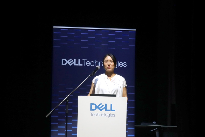 28日に開かれた製品発表会でDell Pro Maxシリーズを紹介したデル・テクノロジーズマーケティング統括本部クライアント製品ブランドマーケティングシニア・アドバイザー徳山由香利氏