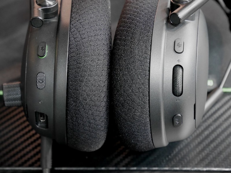 後部のインターフェイス