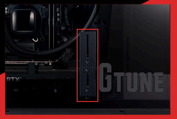 GPUサポートステーが付属