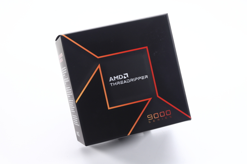 Ryzen Threadripper 9000シリーズの製品パッケージ
