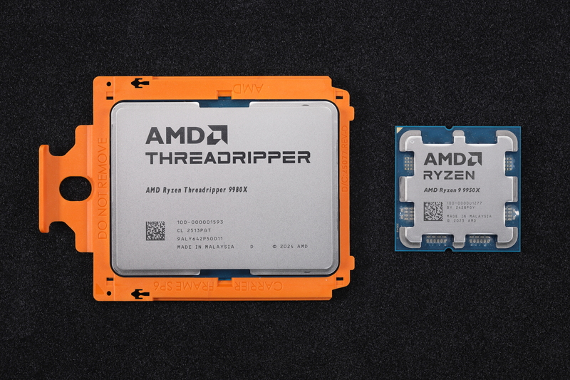 Ryzen Threadripper 9980X(左)とRyzen 9 9950X(右)