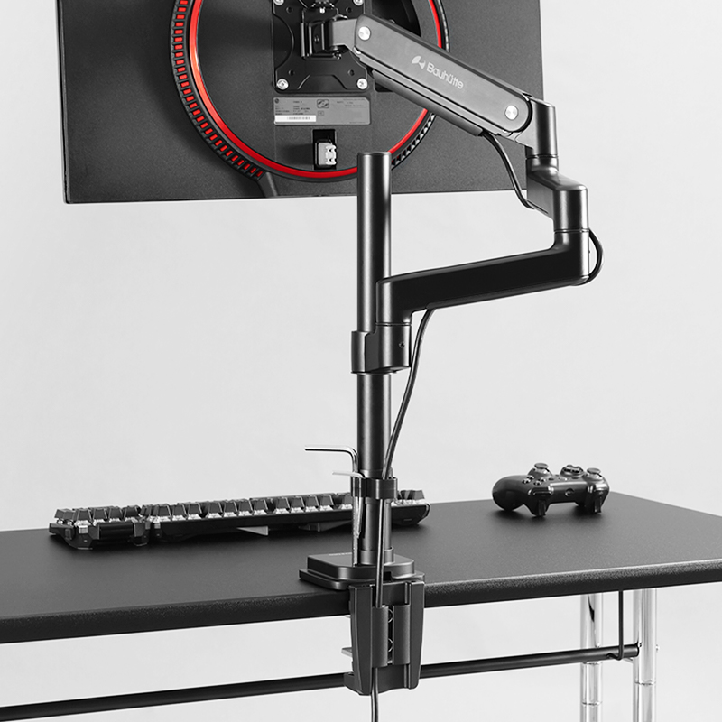 ケーブル受け兼六角レンチホルダーになるクリップ付き