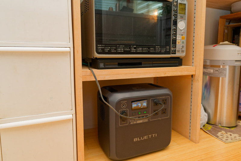 15年近く使用してだいぶボロくなってきた電子レンジだが、まだまだ現役