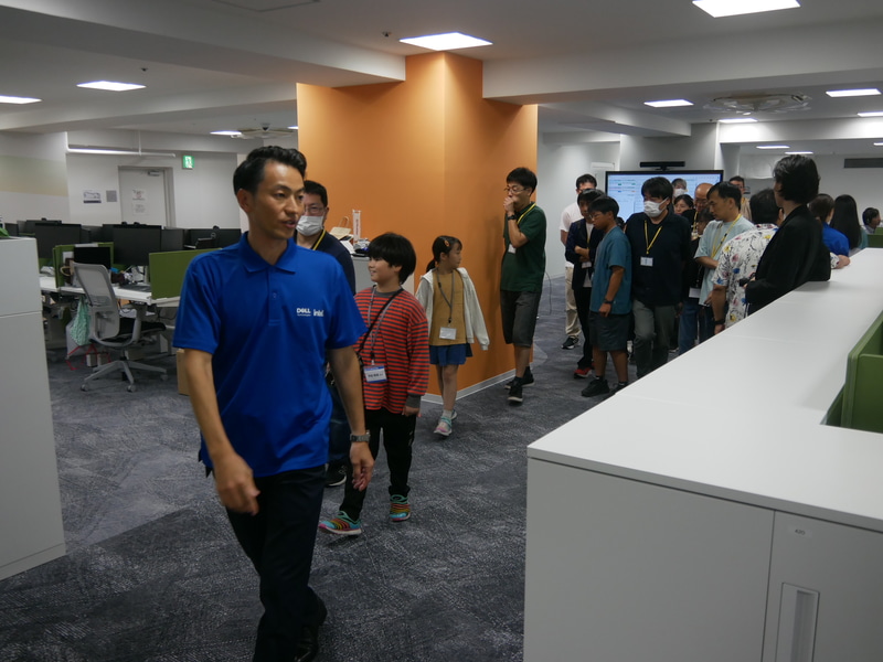 オフィスツアーの様子