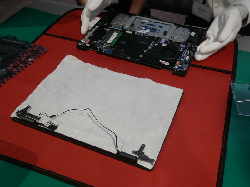 ディスプレイ部が登場