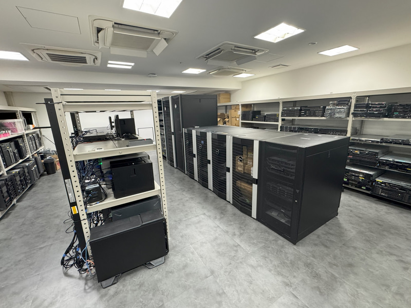 ISGのテスティングルームの様子。サーバーなどを用意して検証できるようにしている