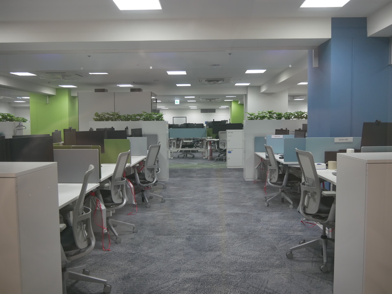 営業部門のエリアの様子