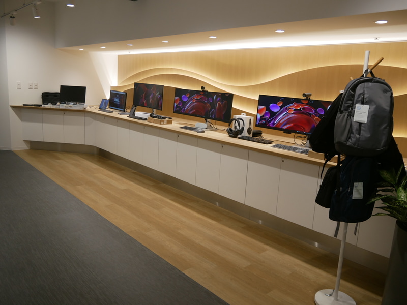 最新製品を展示しているコーナーもある