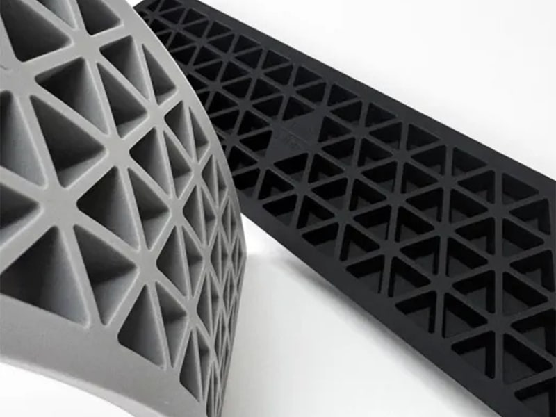 設置面のうろこ格子