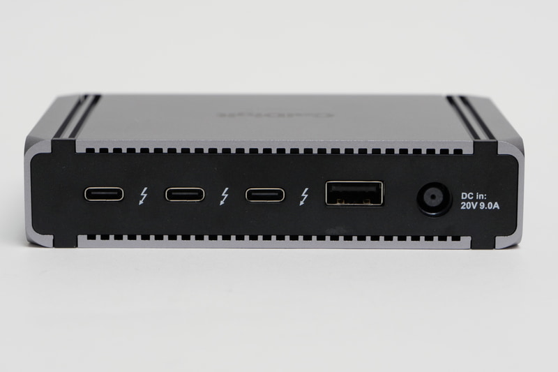 周辺機器接続用Thunderbolt 5ポートは3ポート用意。いずれも15Wの電力供給が可能