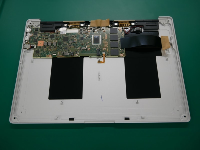 Dカバーを取り出す