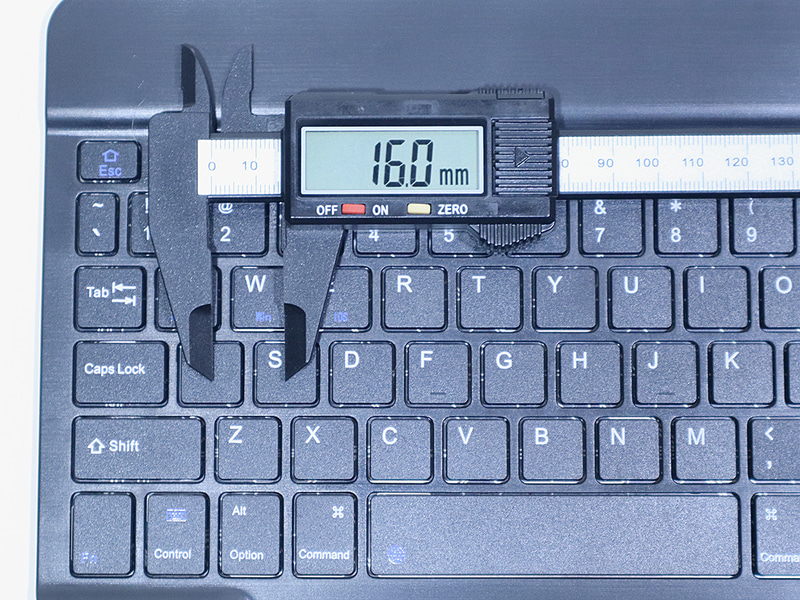 キーピッチは実測で約16mm